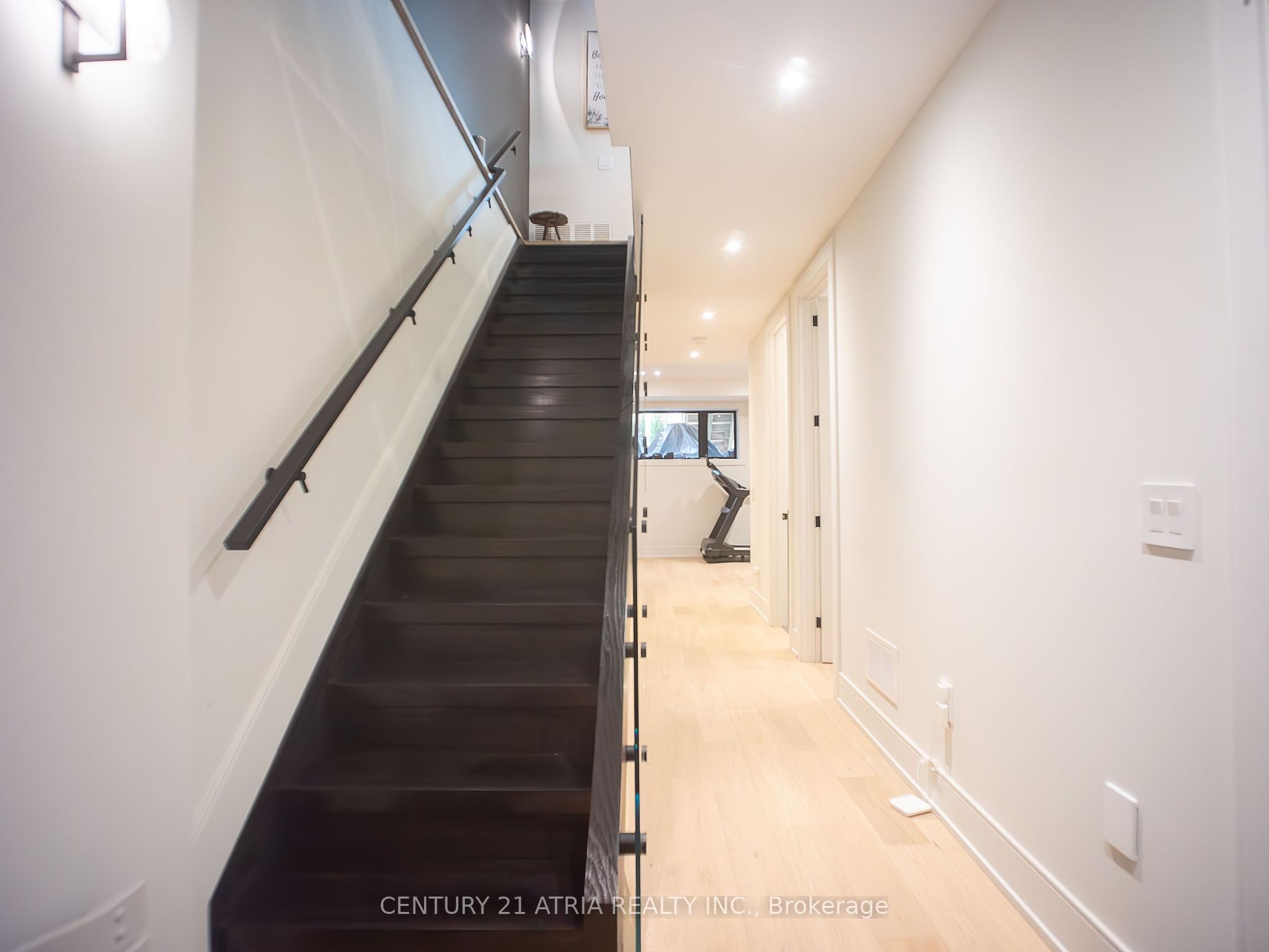 152 Sheldon Avenue