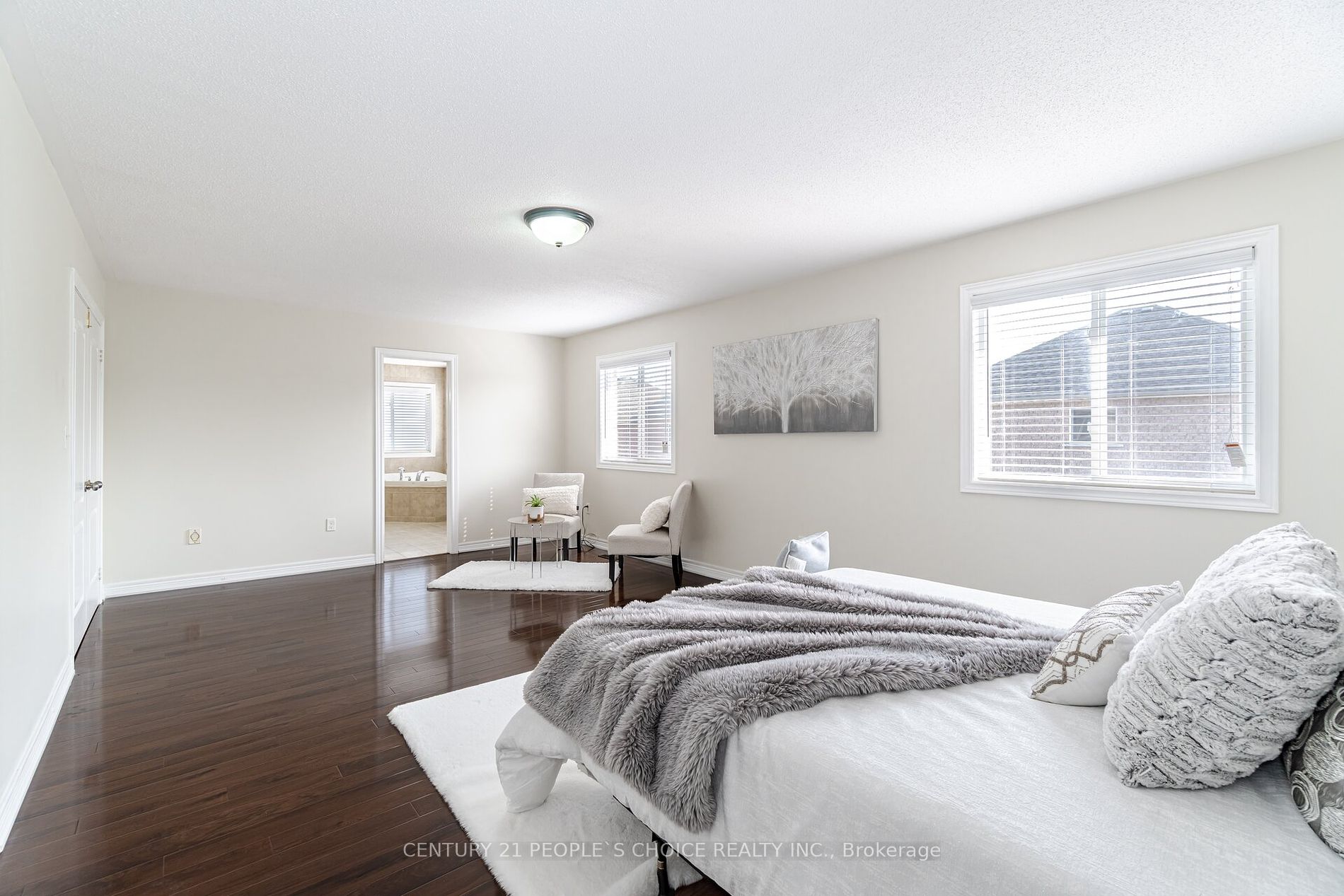 19 Dovehaven Crescent