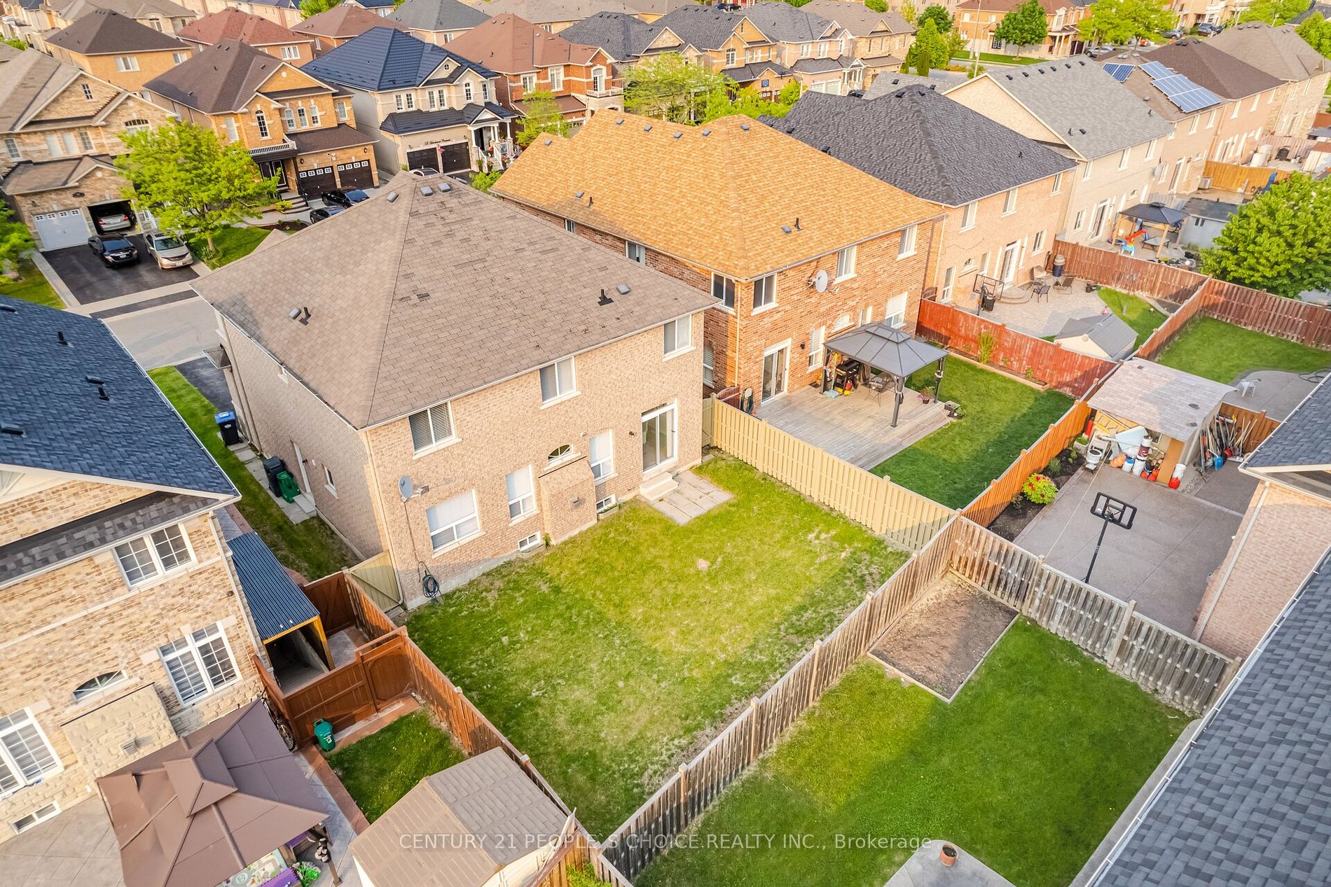 19 Dovehaven Crescent