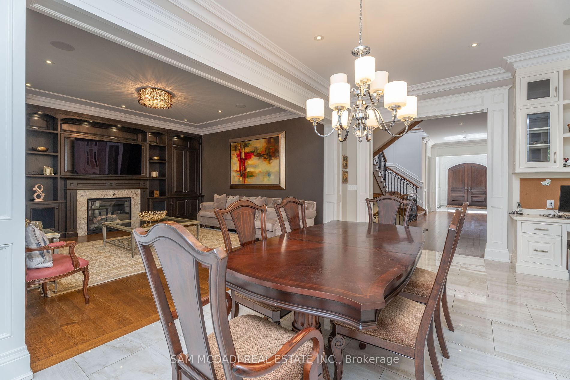 1689 Carolyn Road