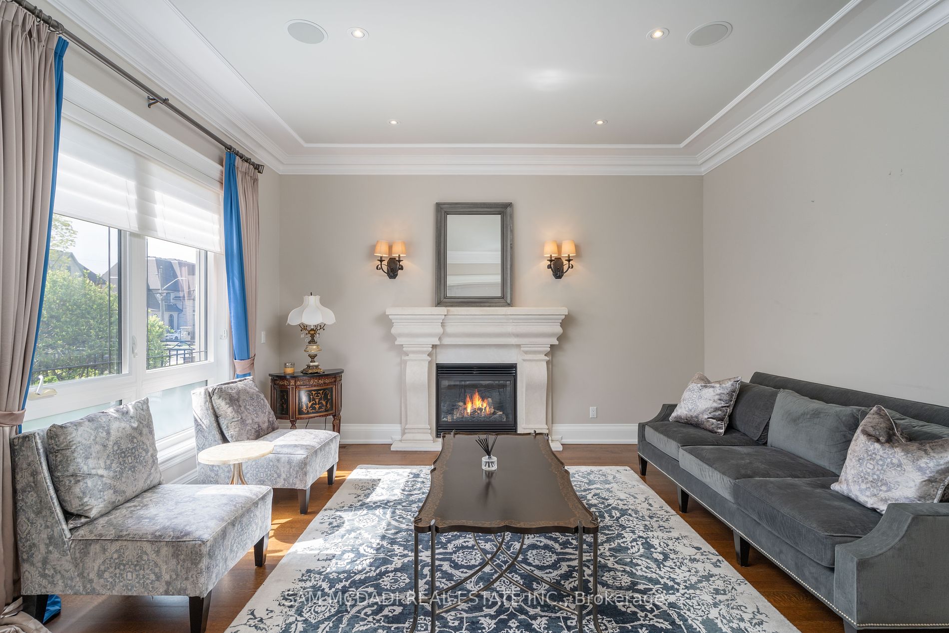 1689 Carolyn Road