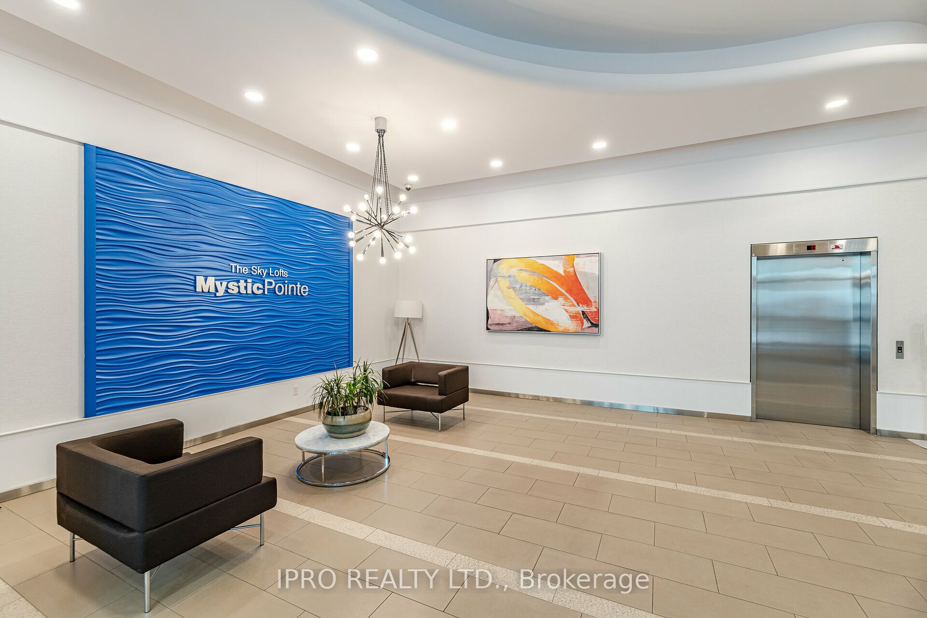 250 Manitoba St, #715