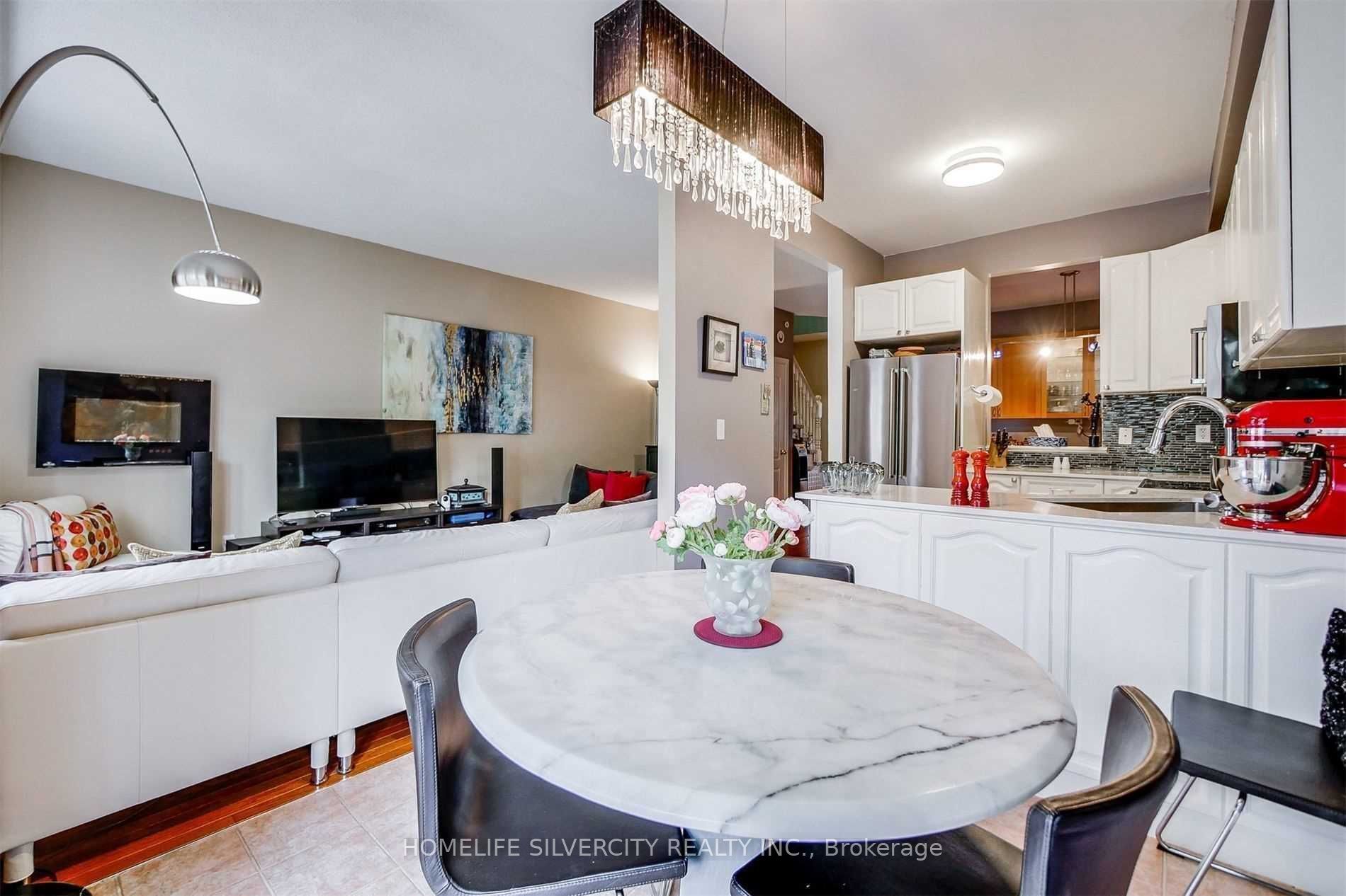 963 King Rd, #16