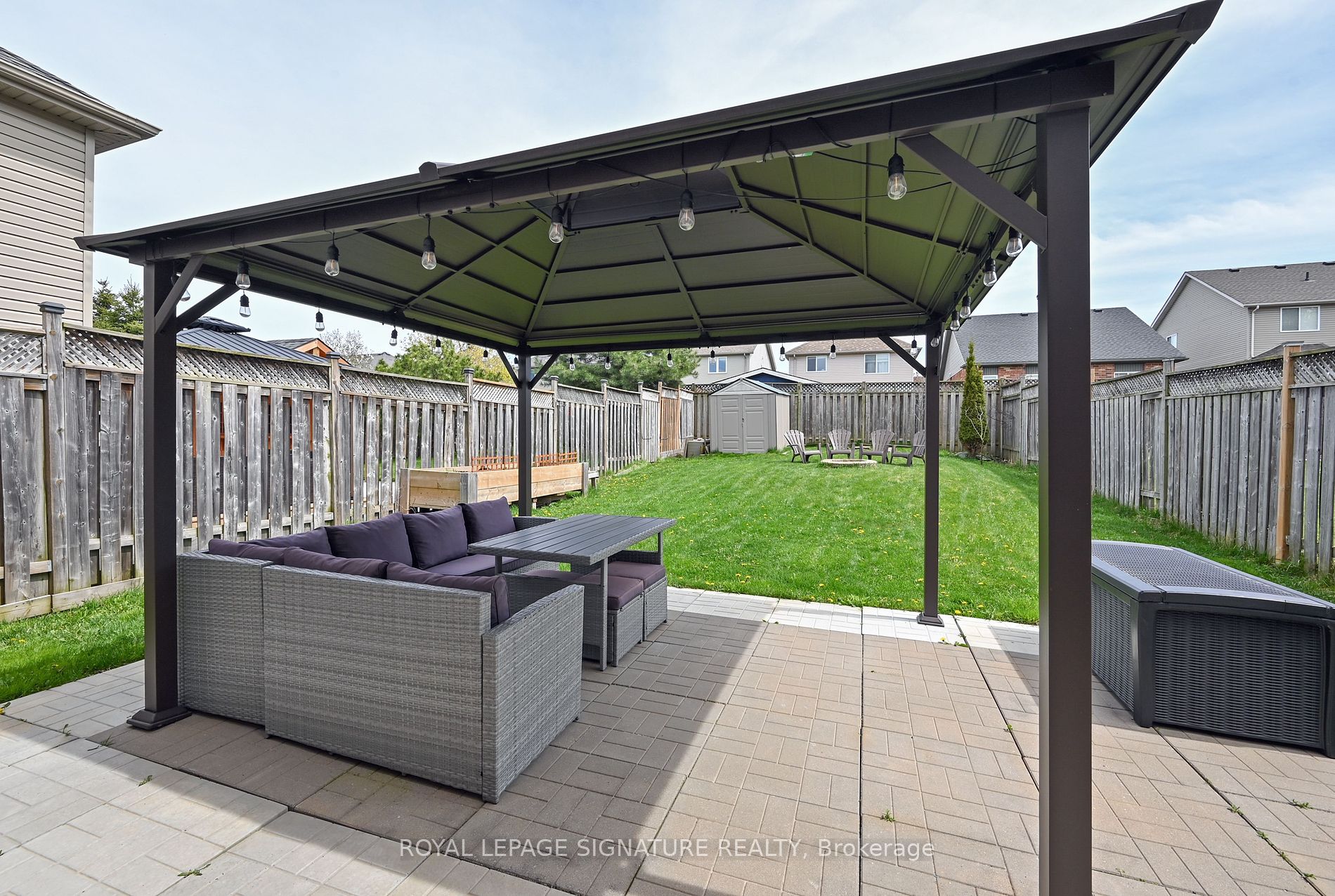 142 Gooseberry St