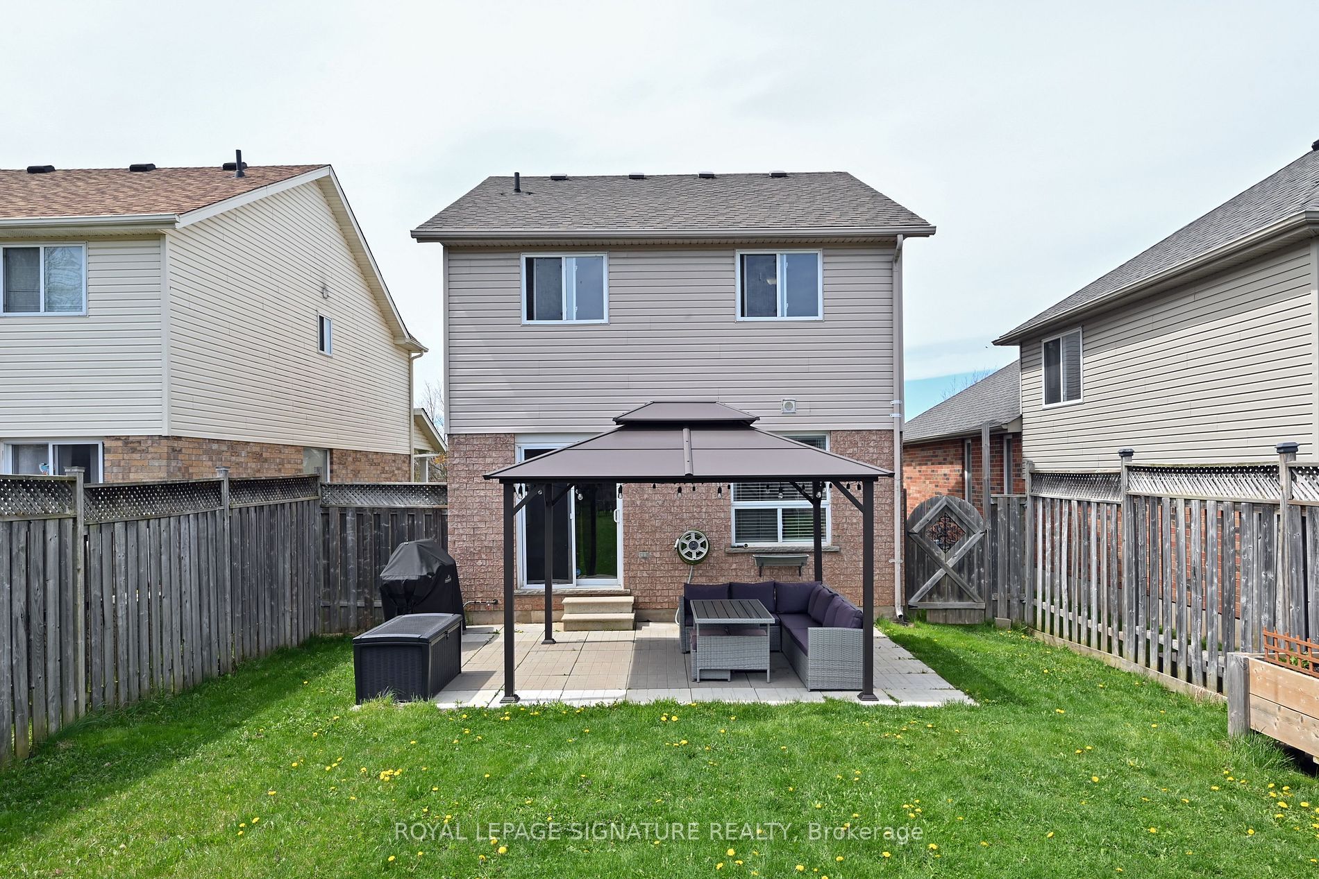 142 Gooseberry St