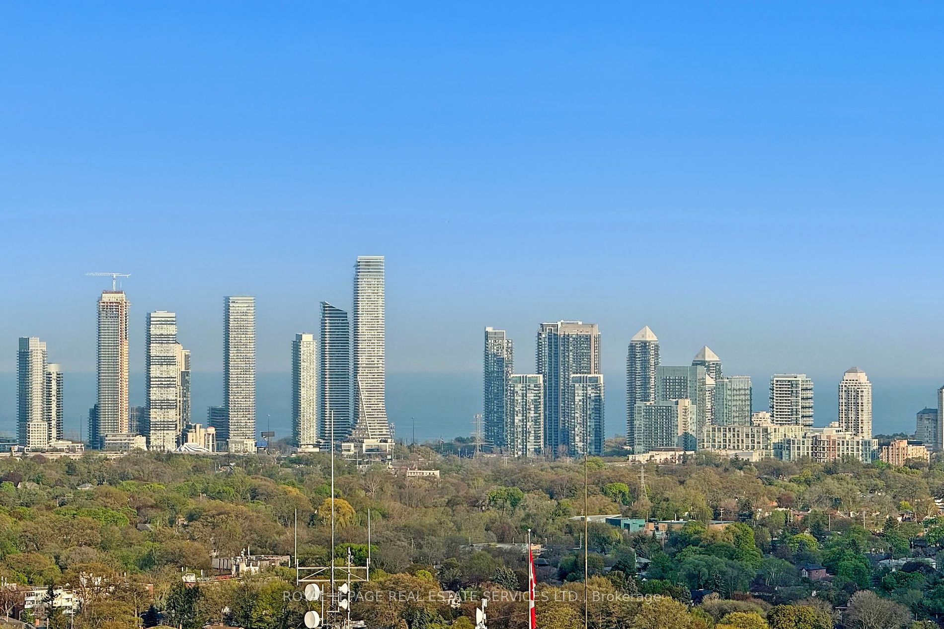 5 Mabelle Ave, #3529