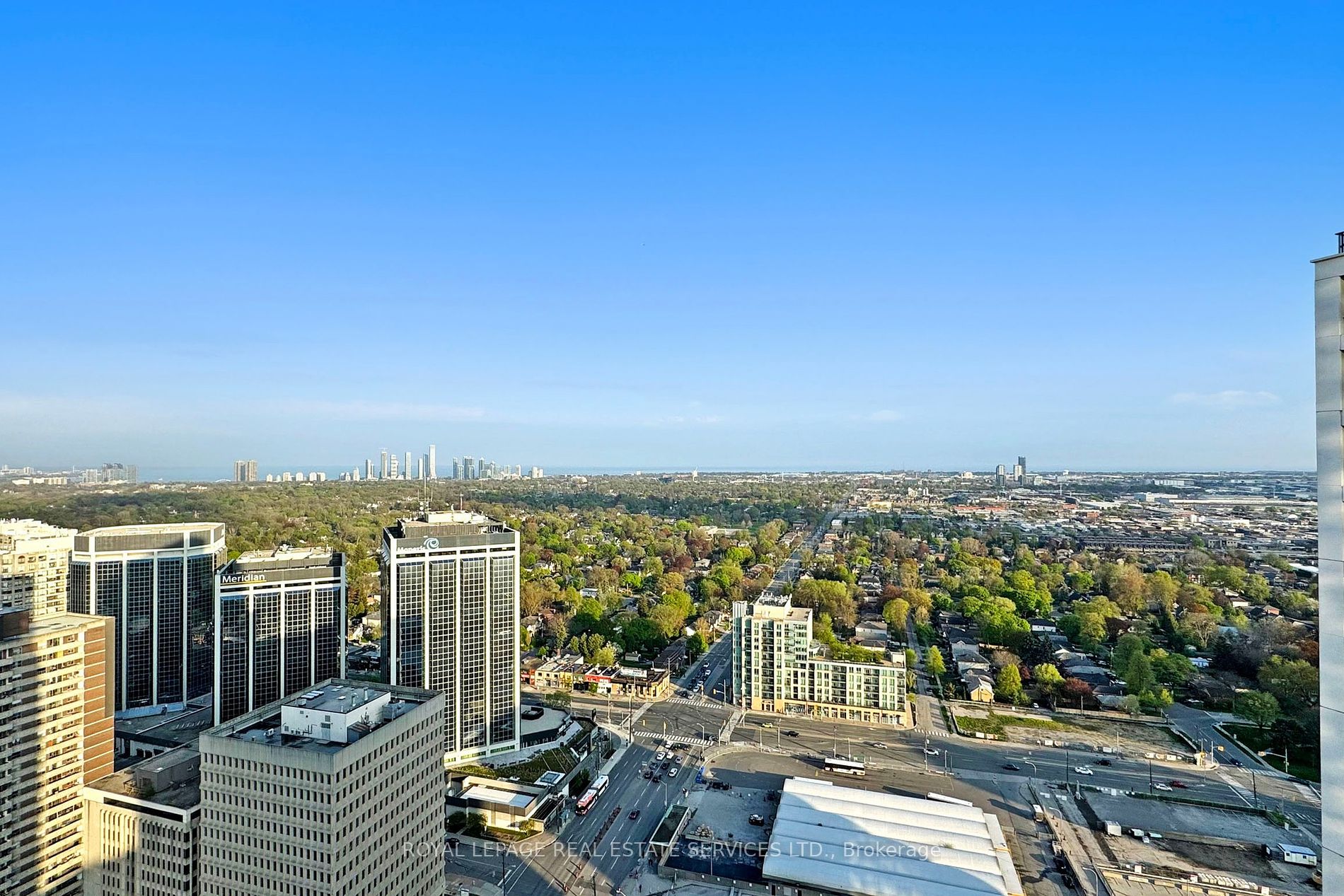 5 Mabelle Ave, #3529