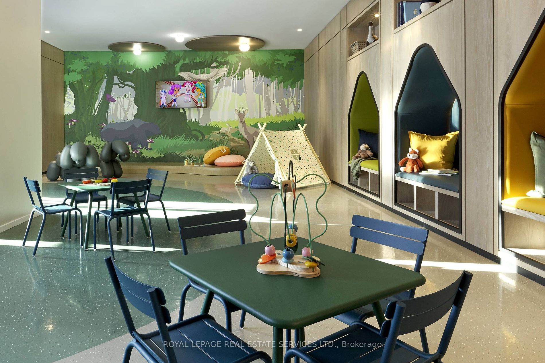 5 Mabelle Ave, #3529