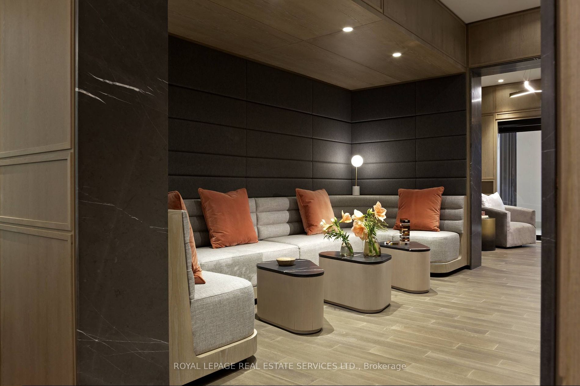 5 Mabelle Ave, #3529