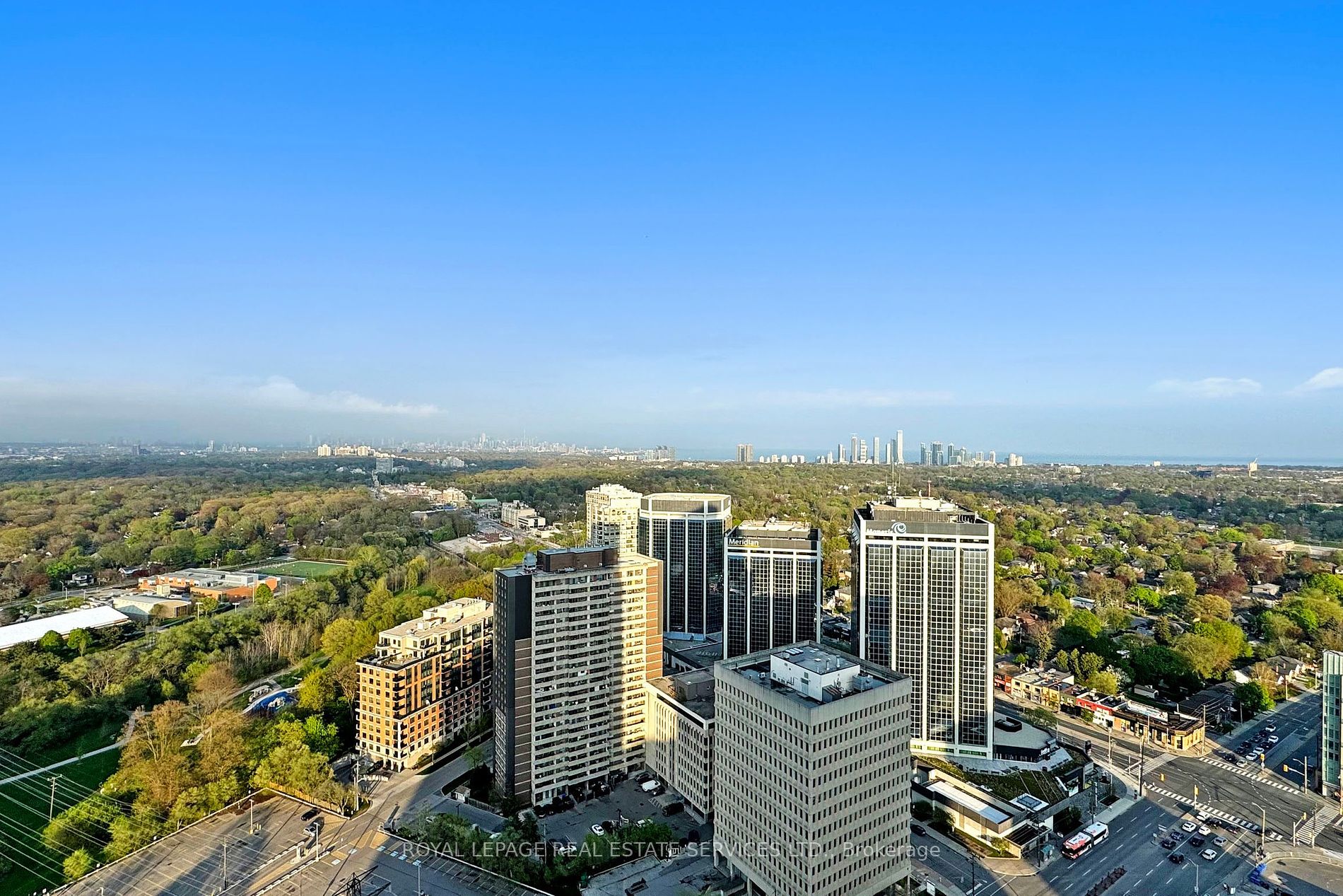 5 Mabelle Ave, #3529