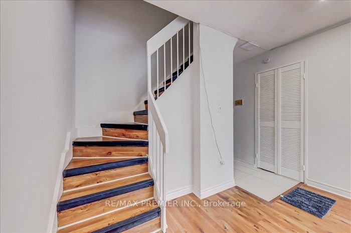 10 Eddystone Ave, #268