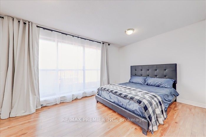 10 Eddystone Ave, #268
