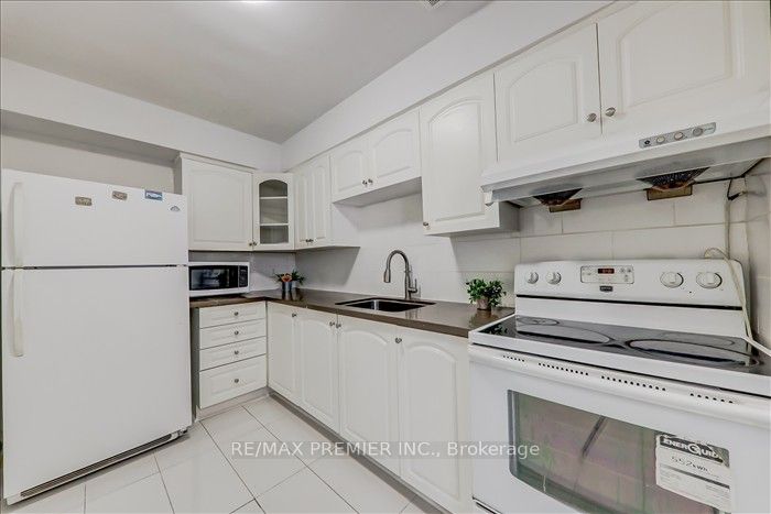 10 Eddystone Ave, #268