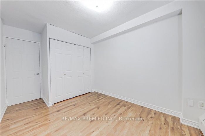 10 Eddystone Ave, #268