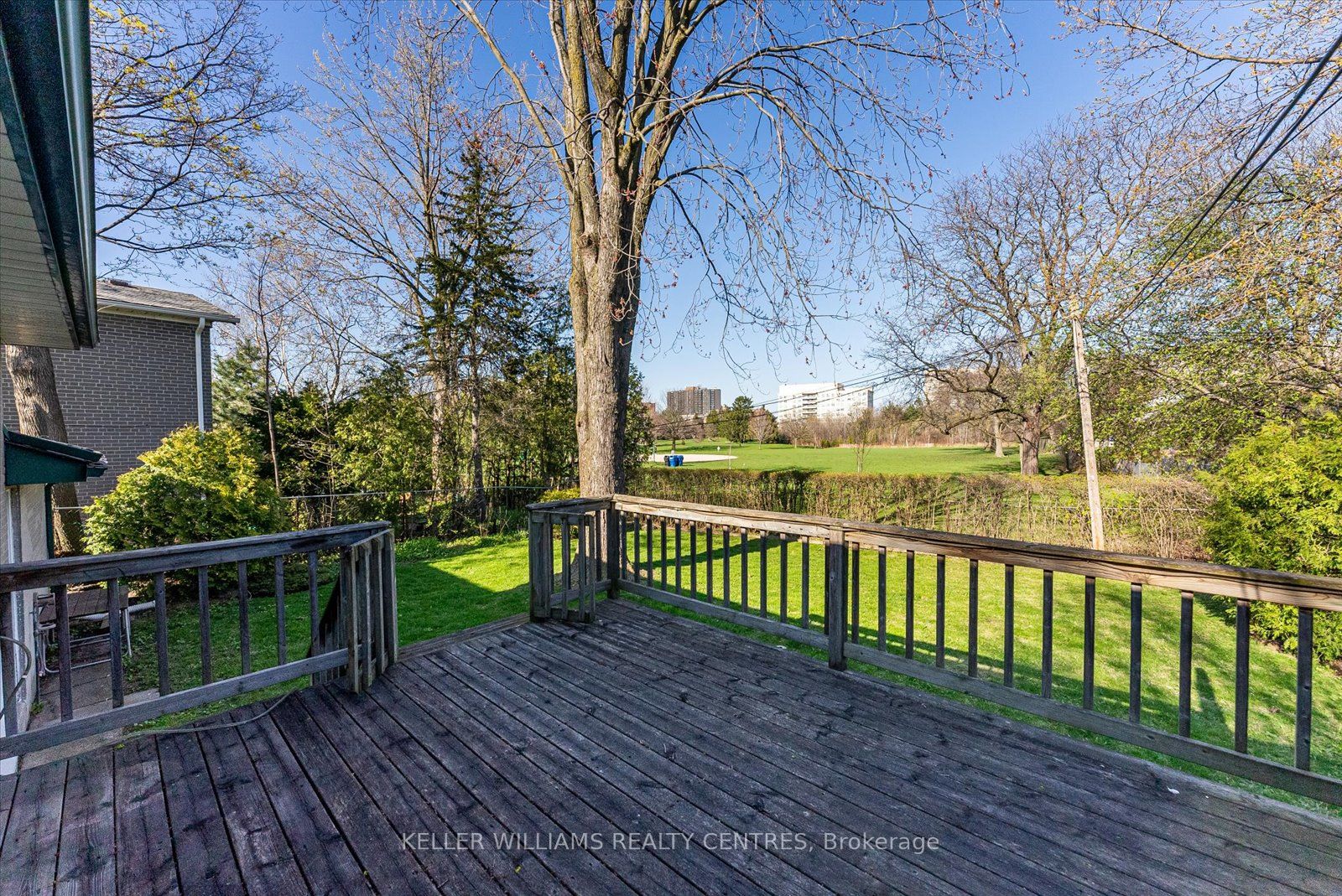 27 Crendon Dr