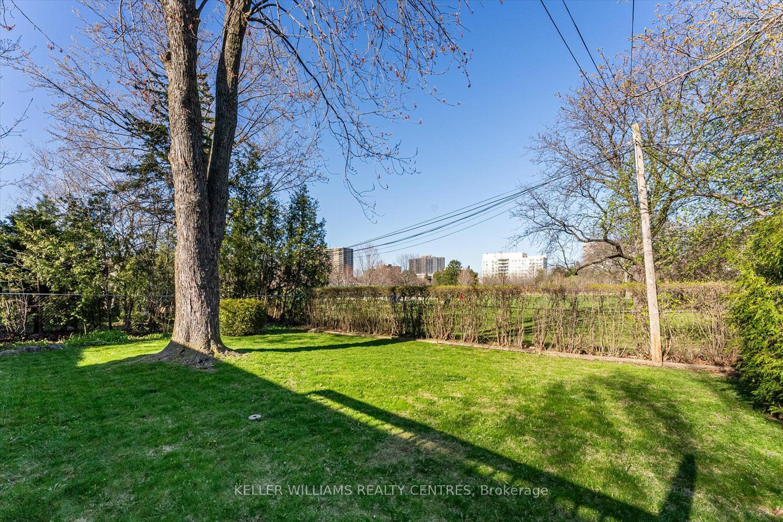 27 Crendon Dr