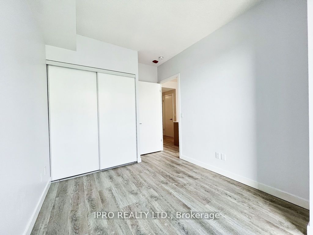 5220 Dundas St, #D-313