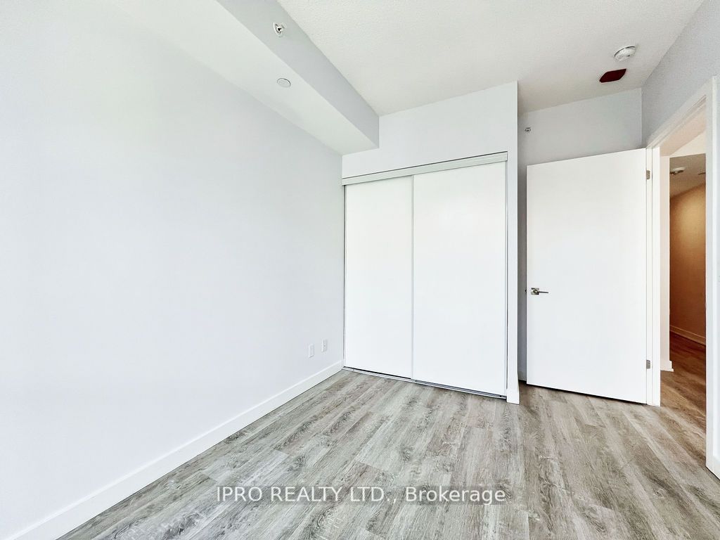 5220 Dundas St, #D-313