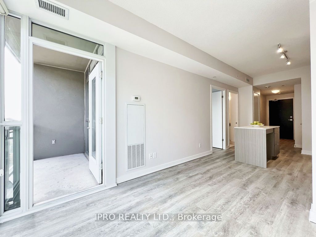 5220 Dundas St, #D-313
