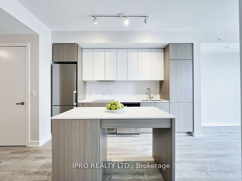 5220 Dundas St, #D-313