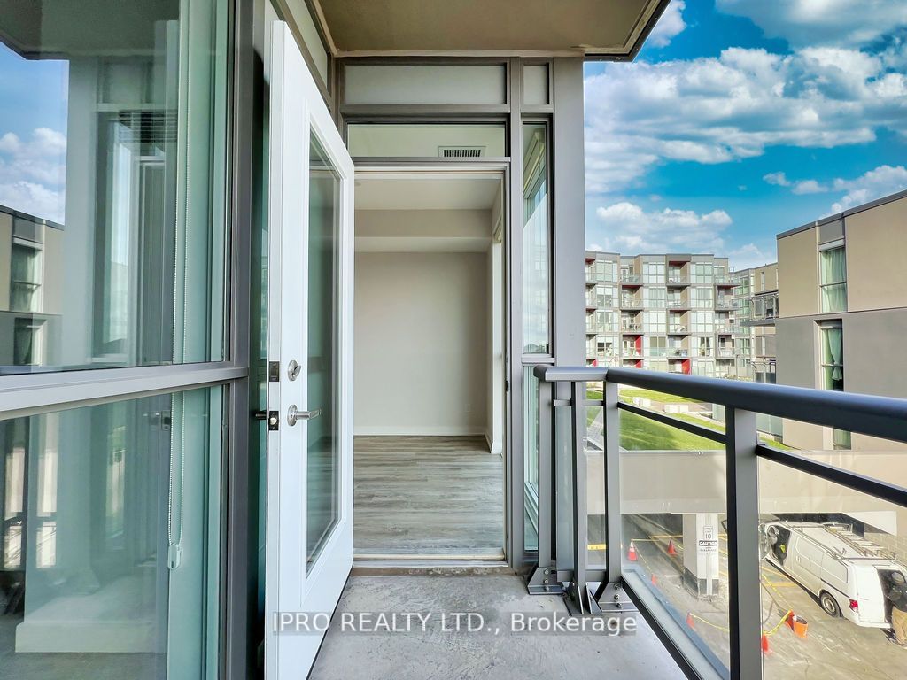 5220 Dundas St, #D-313