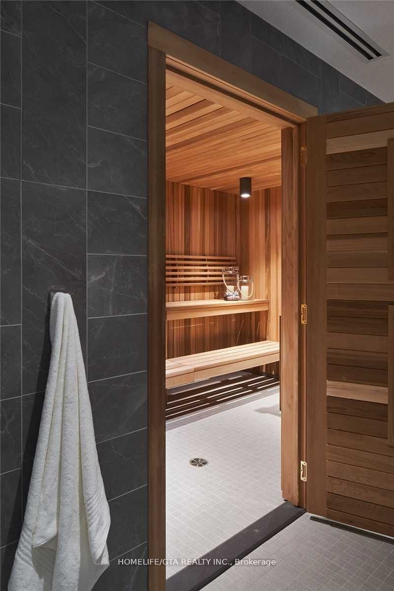 9 Mabelle Avenue, #2215