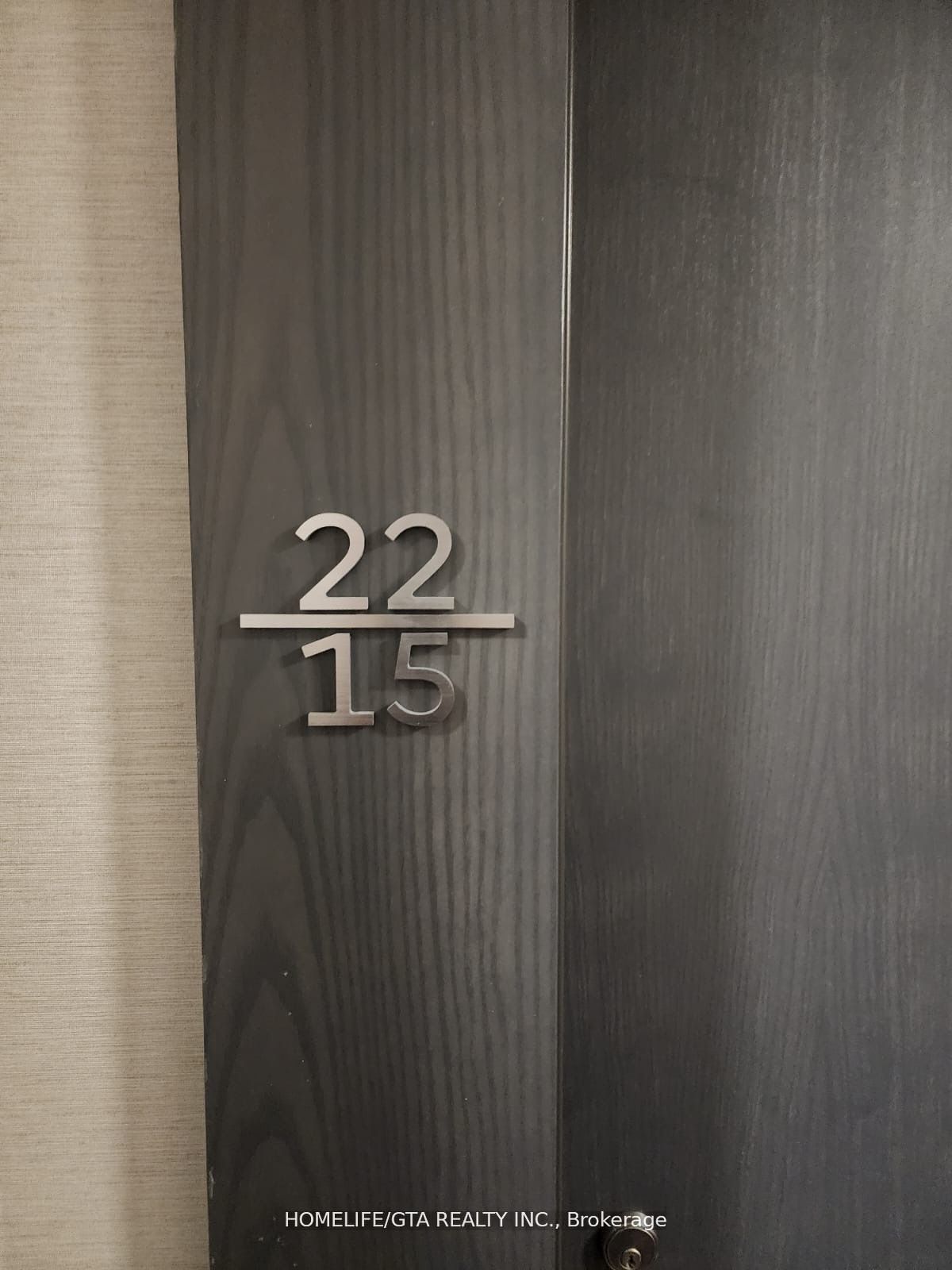 9 Mabelle Avenue, #2215