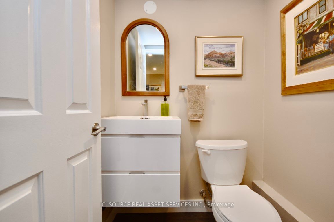 1060 Walden Circle, #16