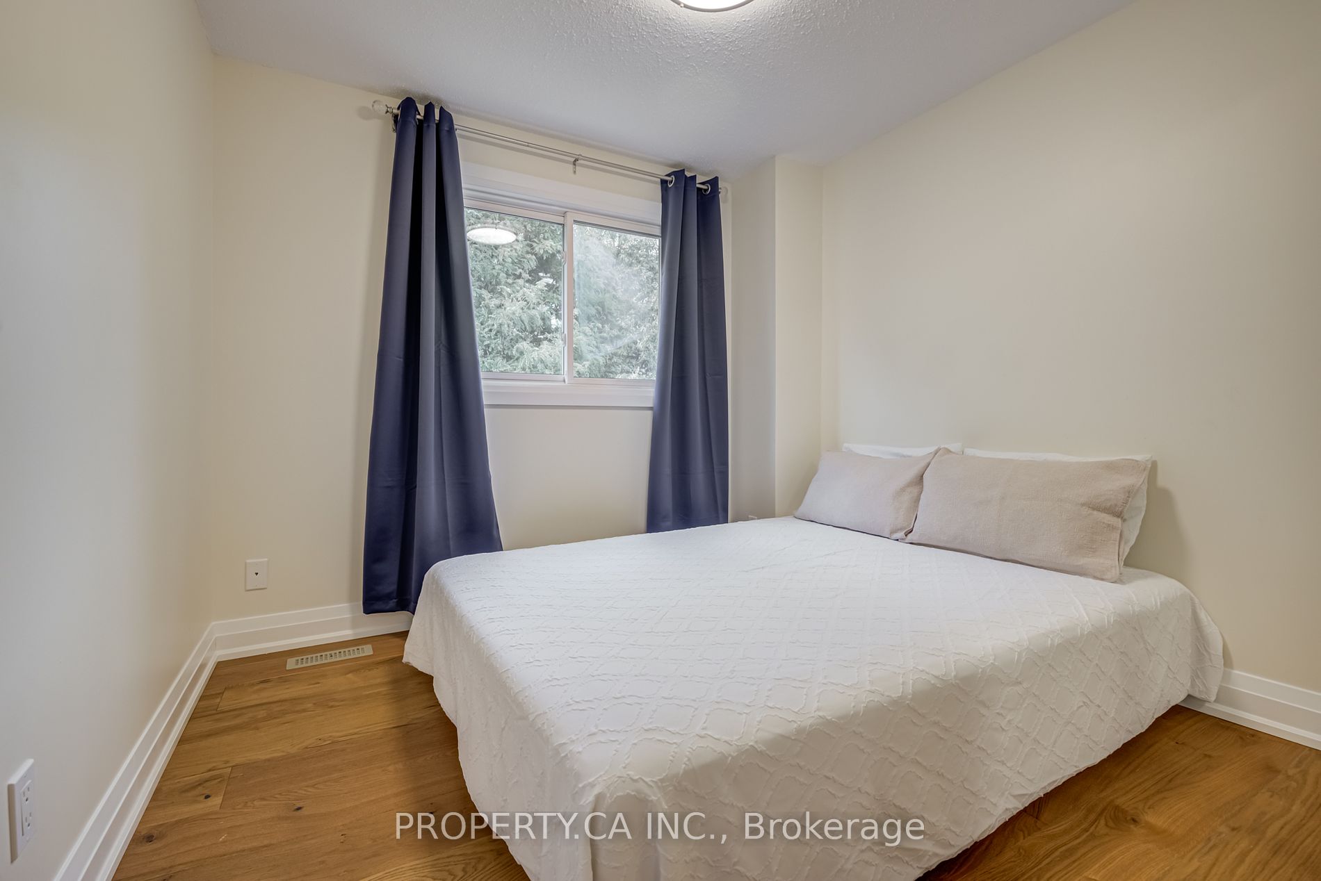 1232 Guelph Line, #12