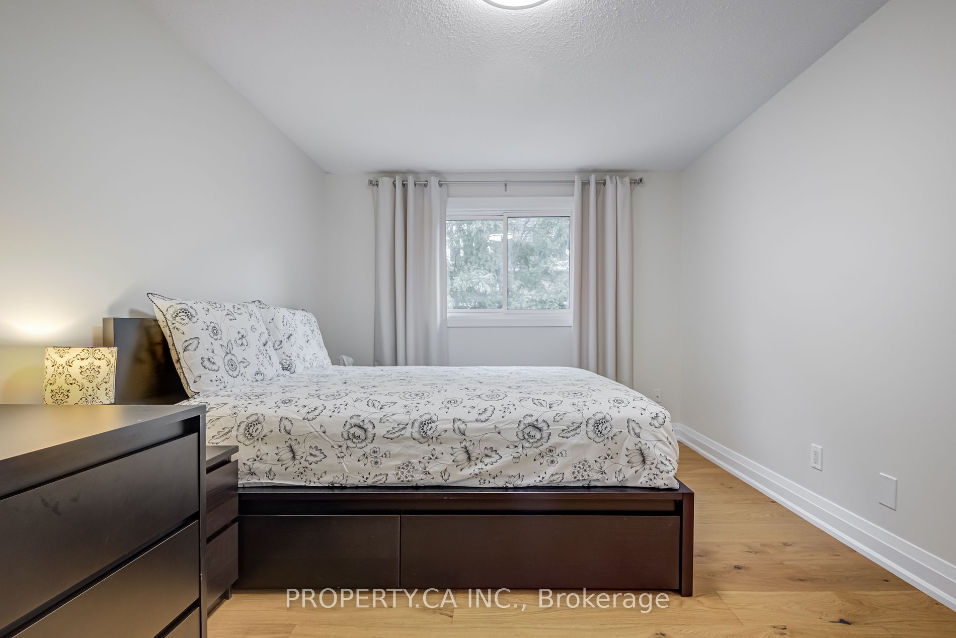 1232 Guelph Line, #12