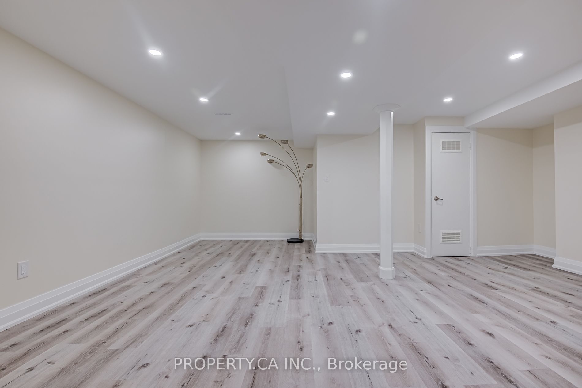 1232 Guelph Line, #12