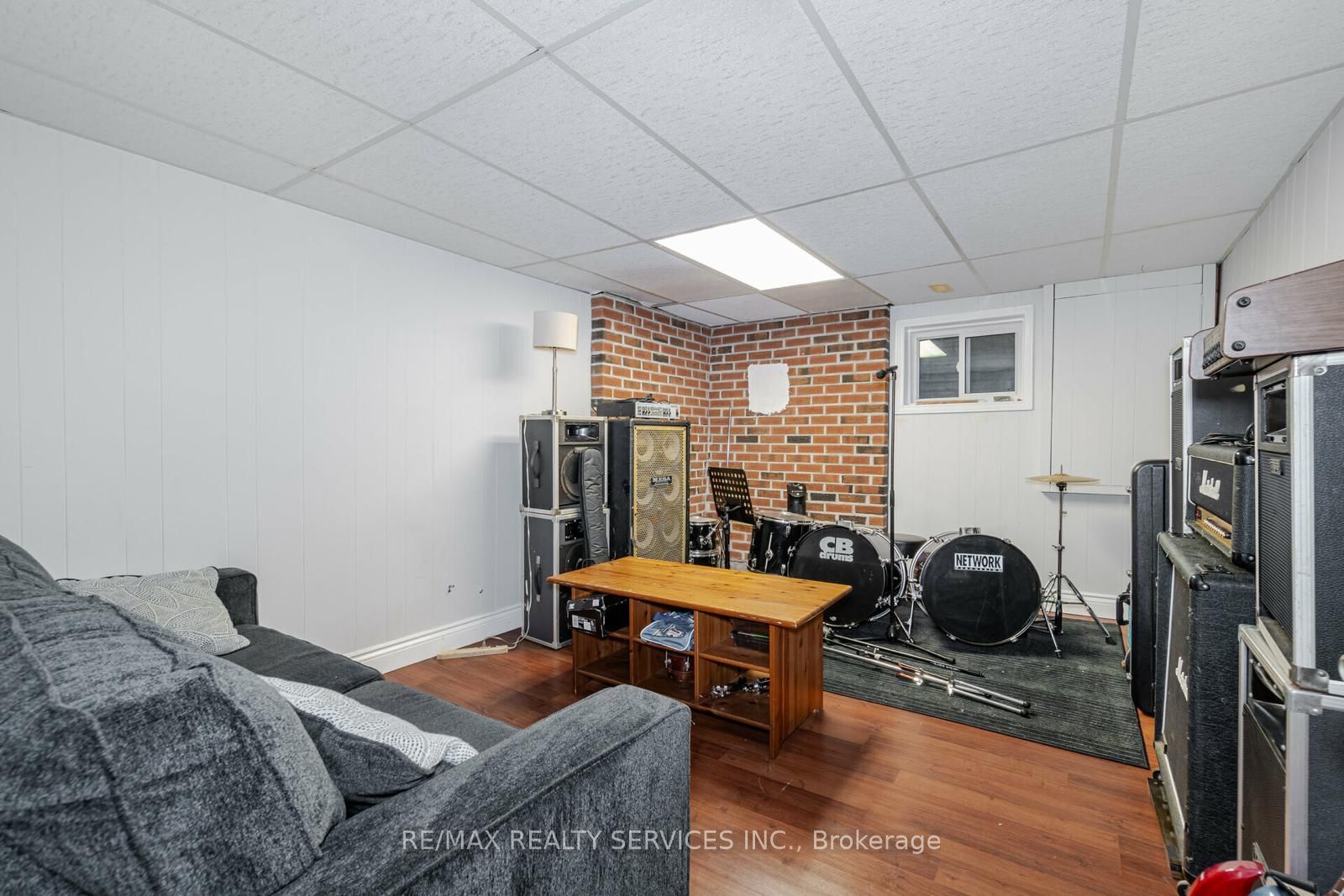 62 Ambleside Drive