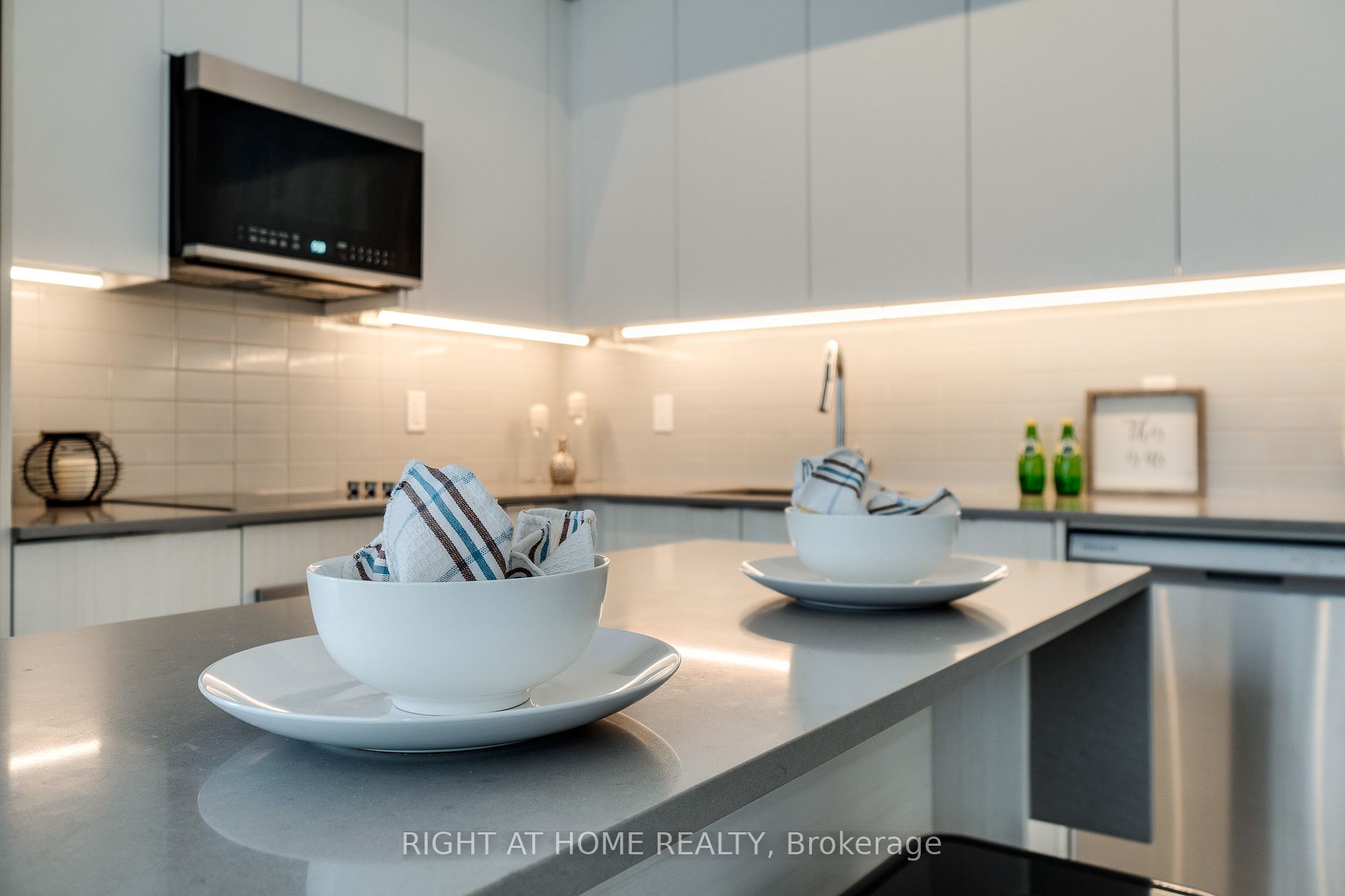 2485 Taunton Road, #345