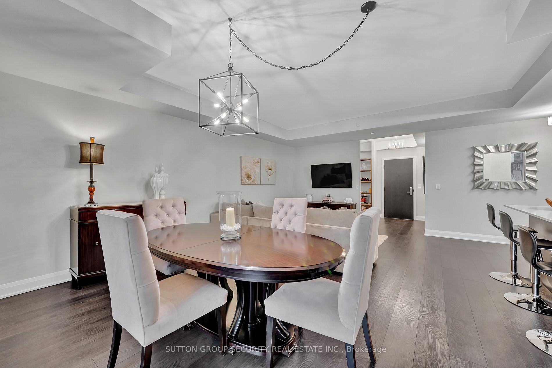35 Fontenay Court #602