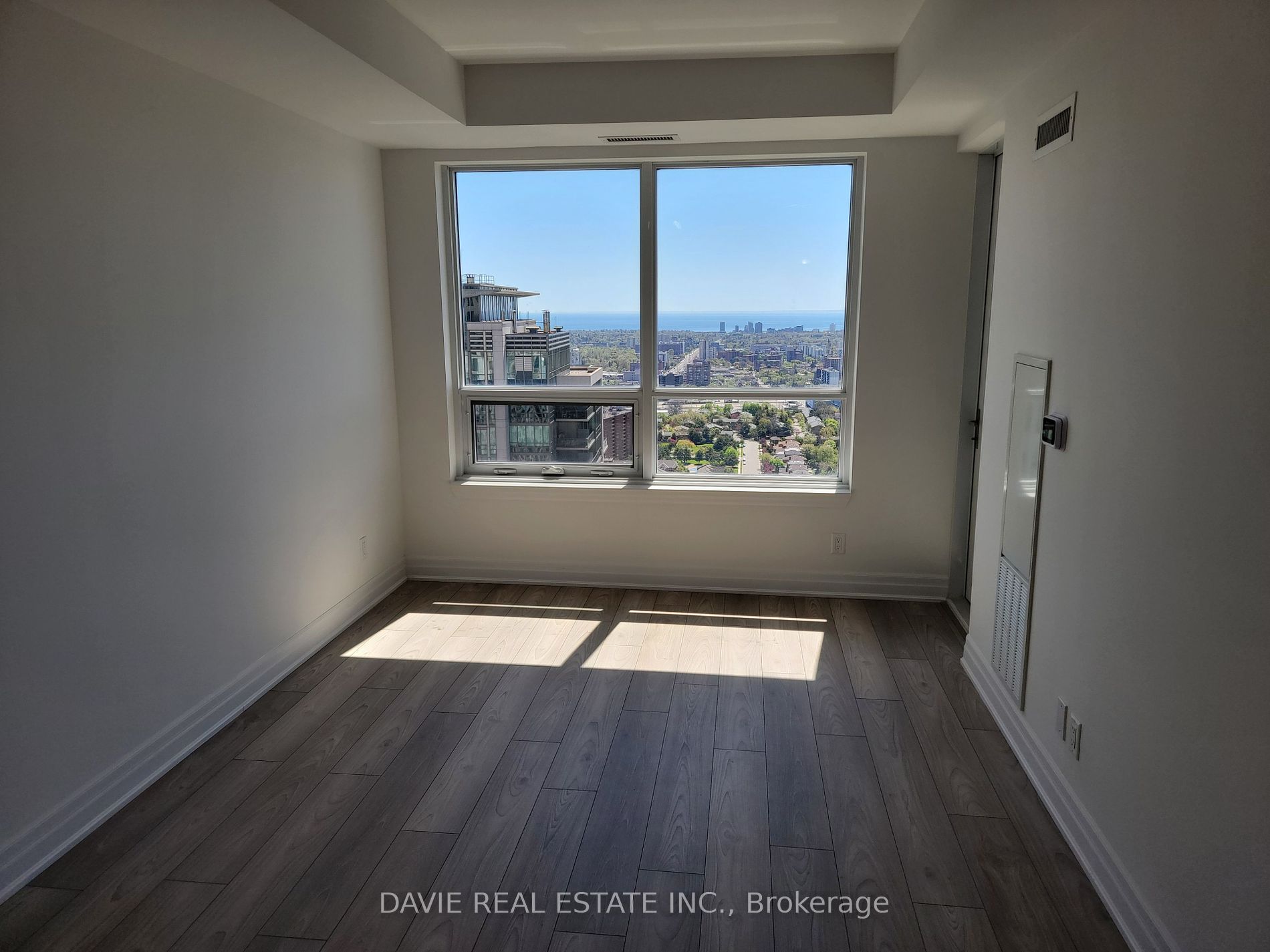 36 Elm Dr W, #3507