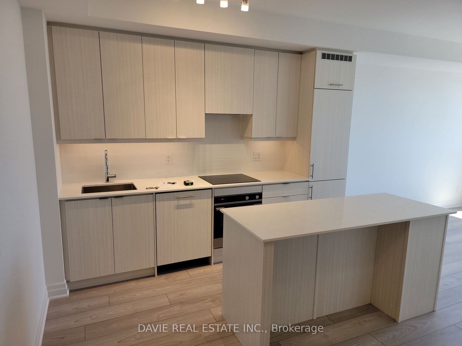 36 Elm Dr W, #3507