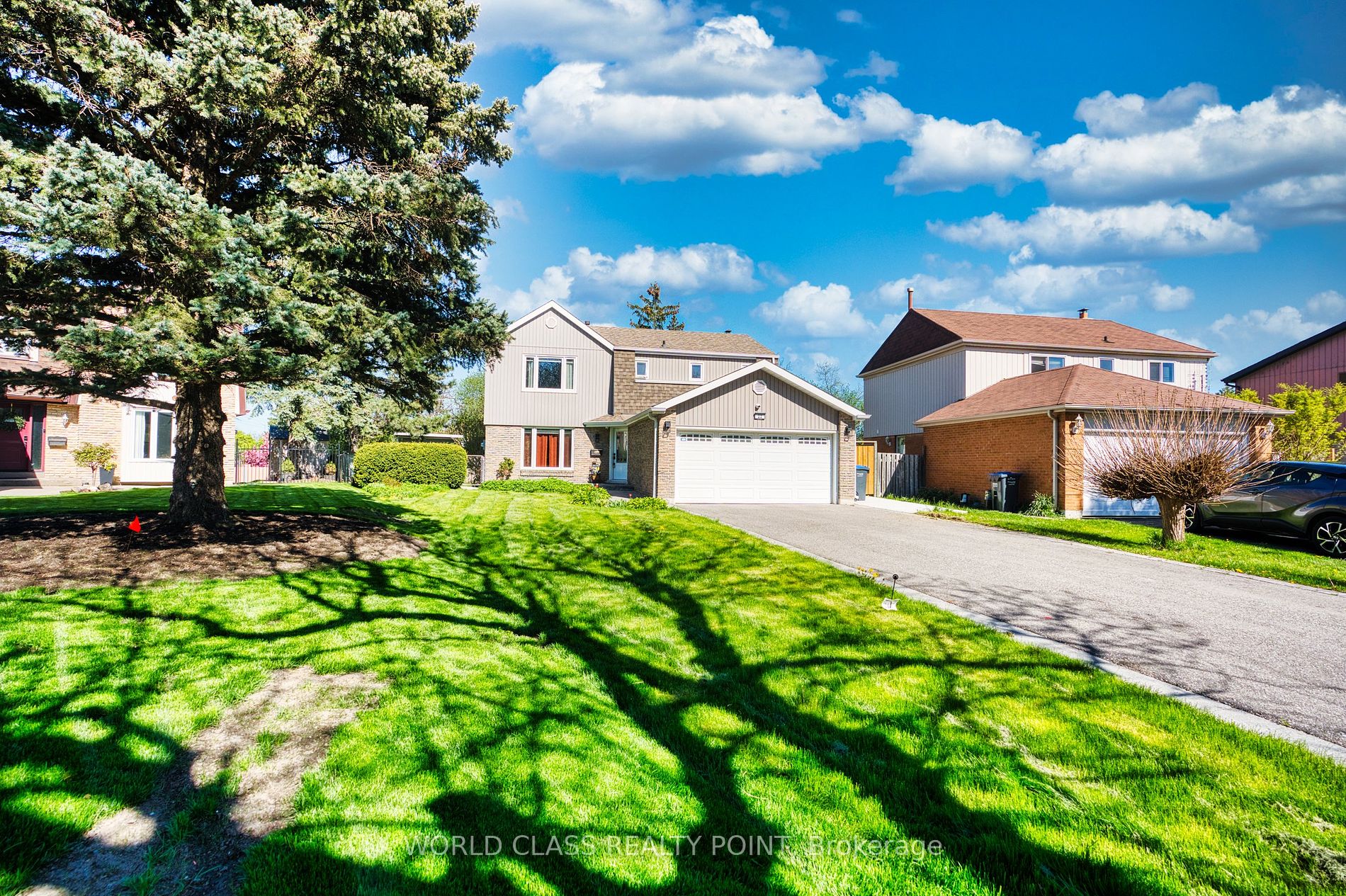 22 Madelaine Crescent