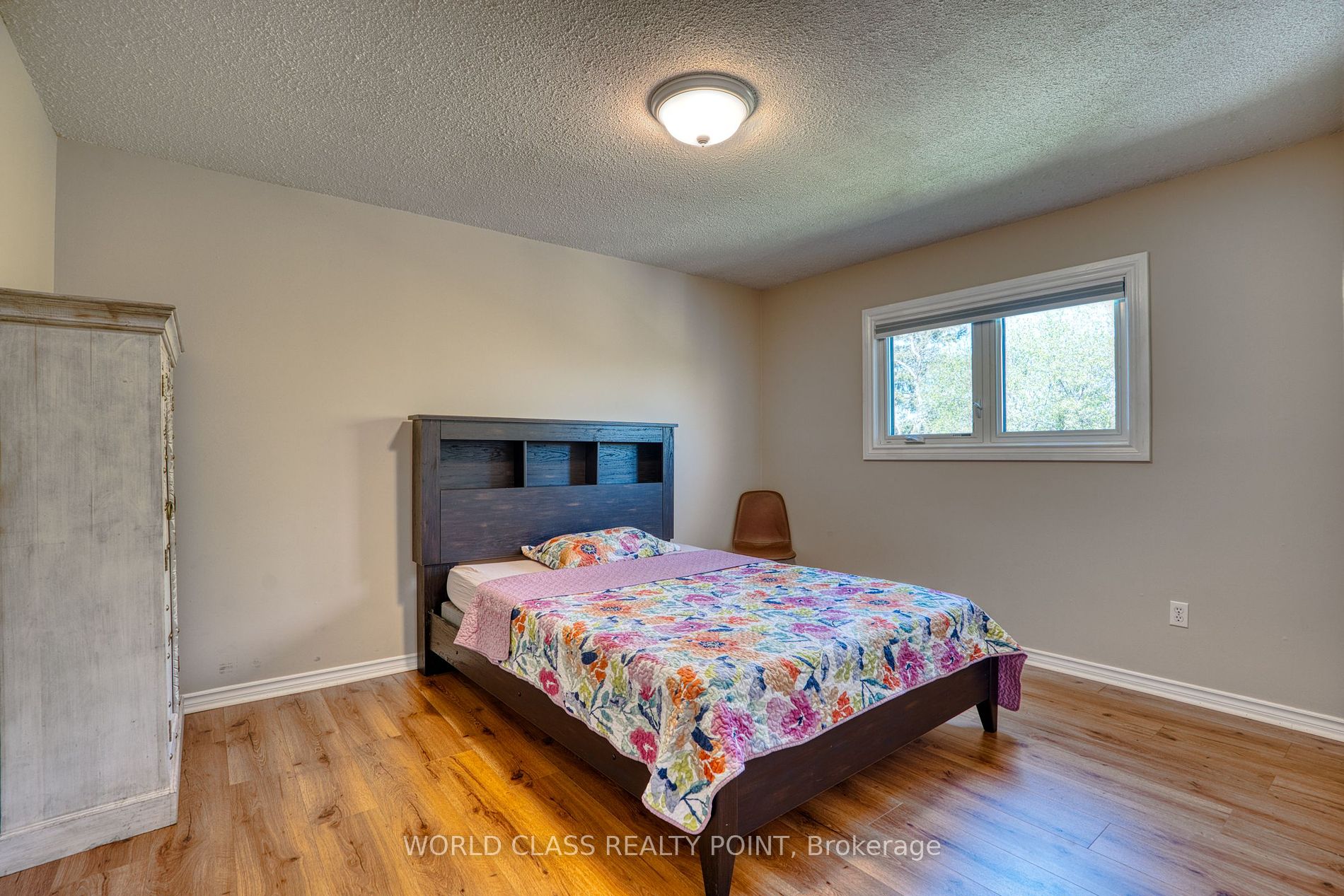 22 Madelaine Crescent