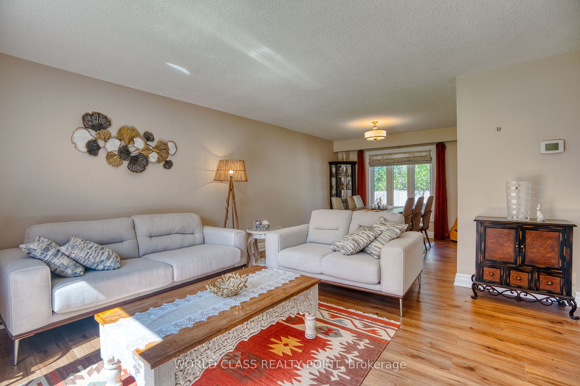 22 Madelaine Crescent