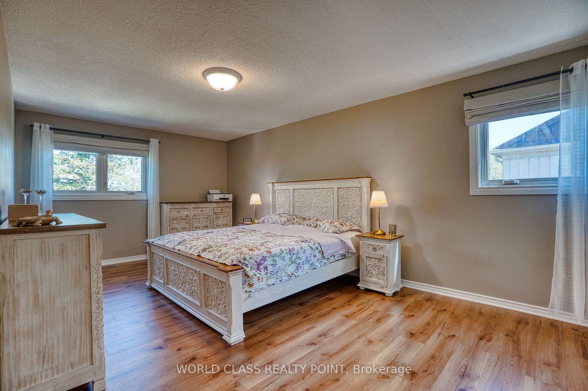 22 Madelaine Crescent