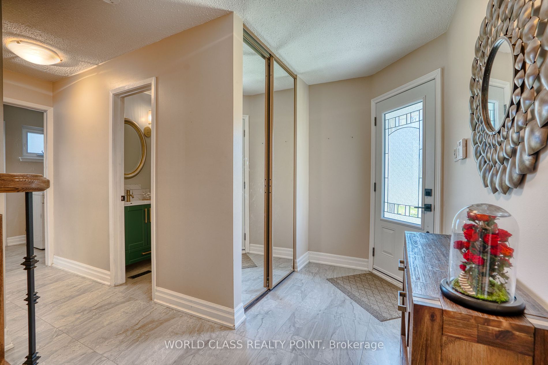 22 Madelaine Crescent