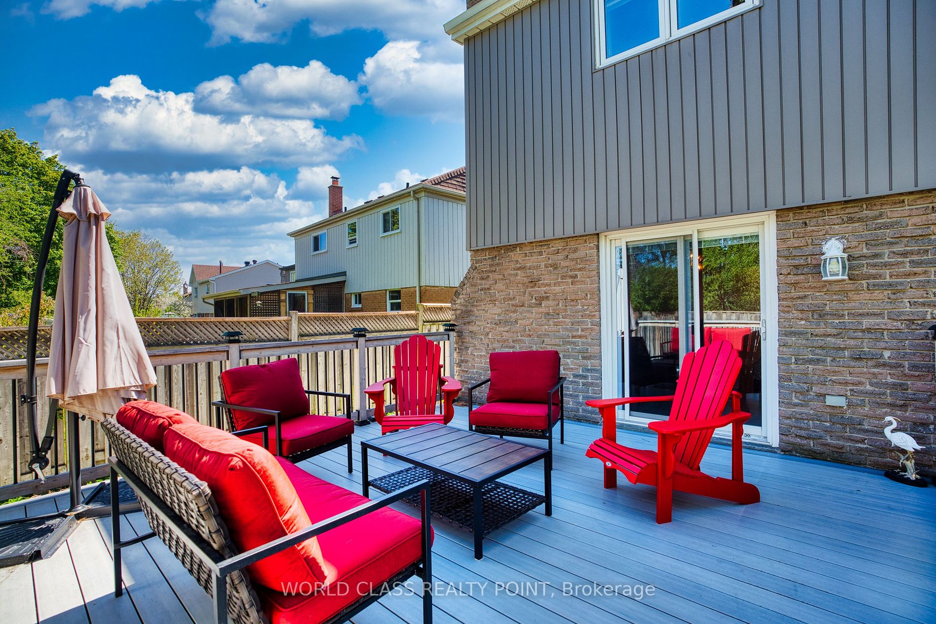 22 Madelaine Crescent
