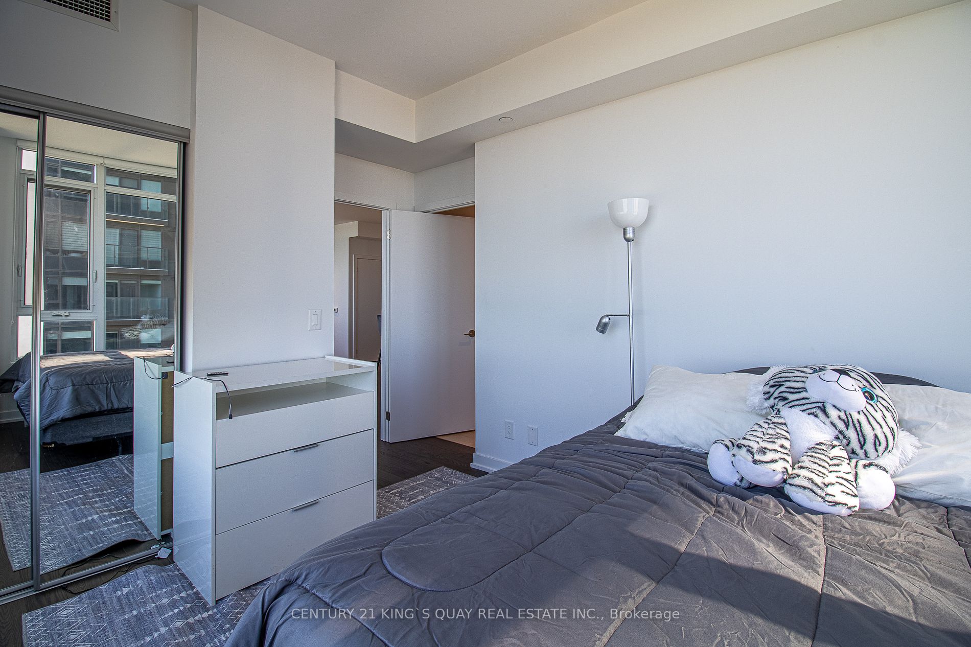 1928 Lakeshore Boulevard W #2607