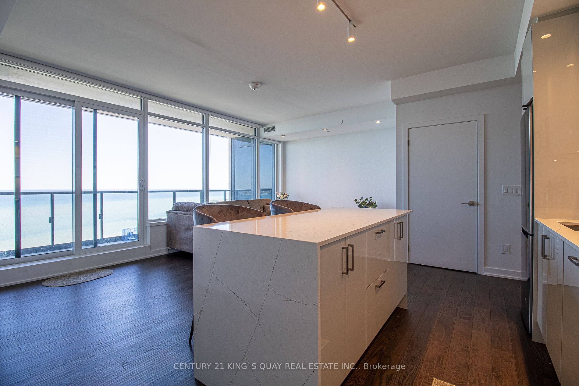 1928 Lakeshore Boulevard W #2607