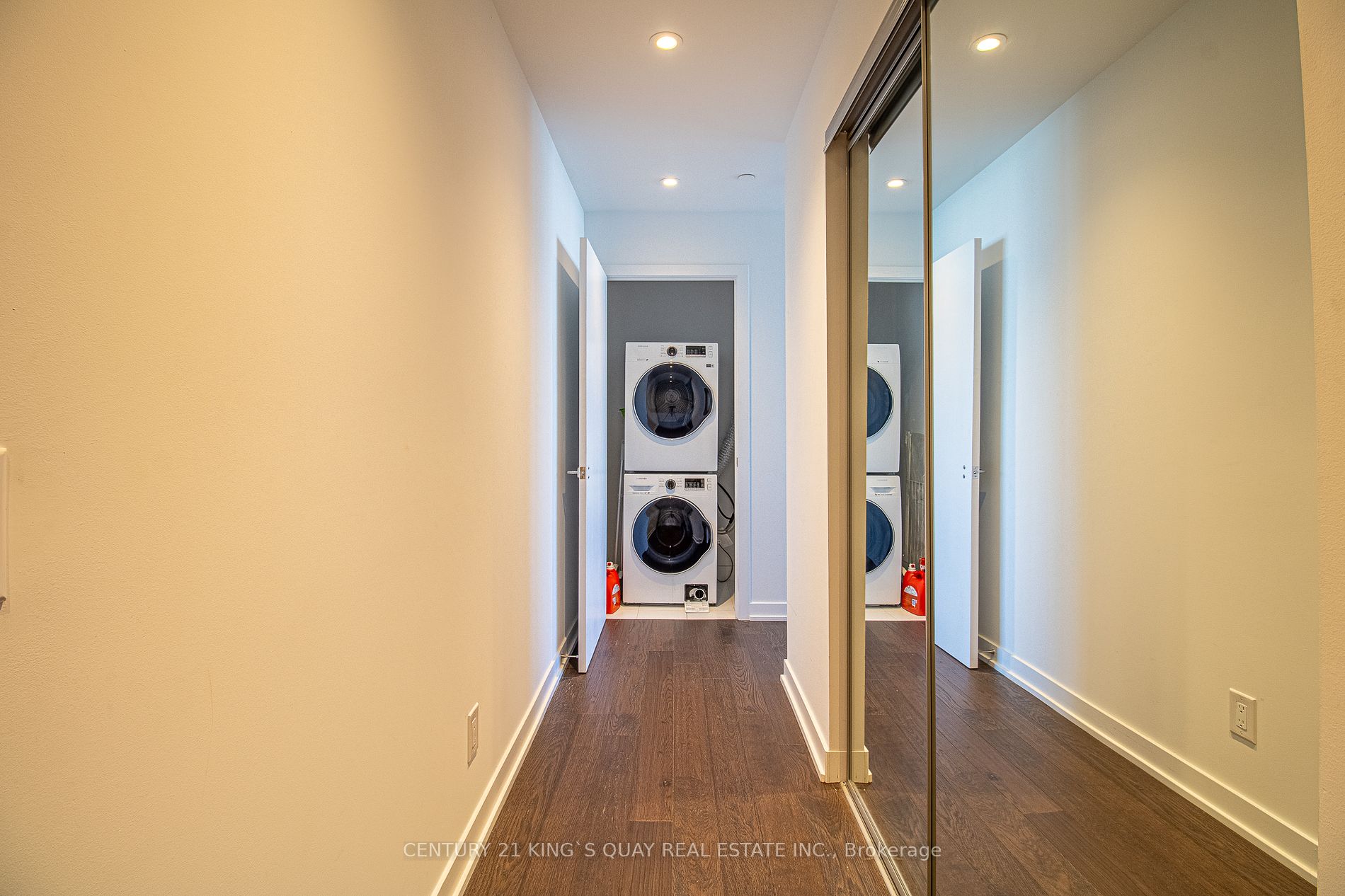 1928 Lakeshore Boulevard W #2607