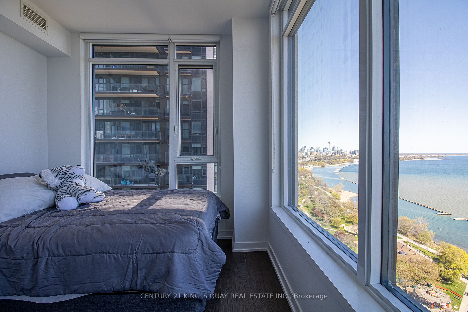 1928 Lakeshore Boulevard W #2607