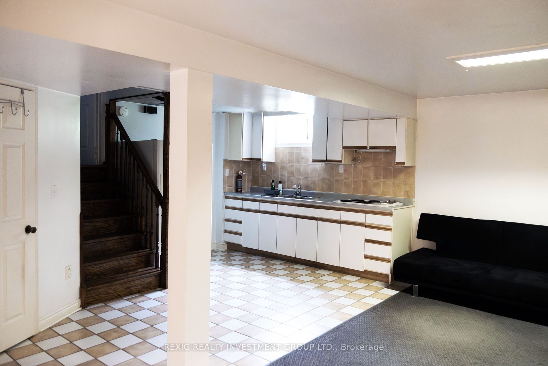 1485 Kenilworth Cres