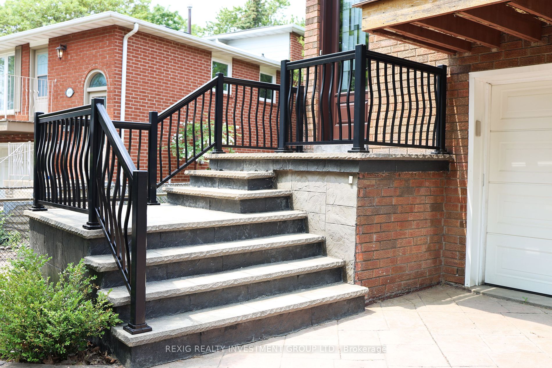 1485 Kenilworth Cres