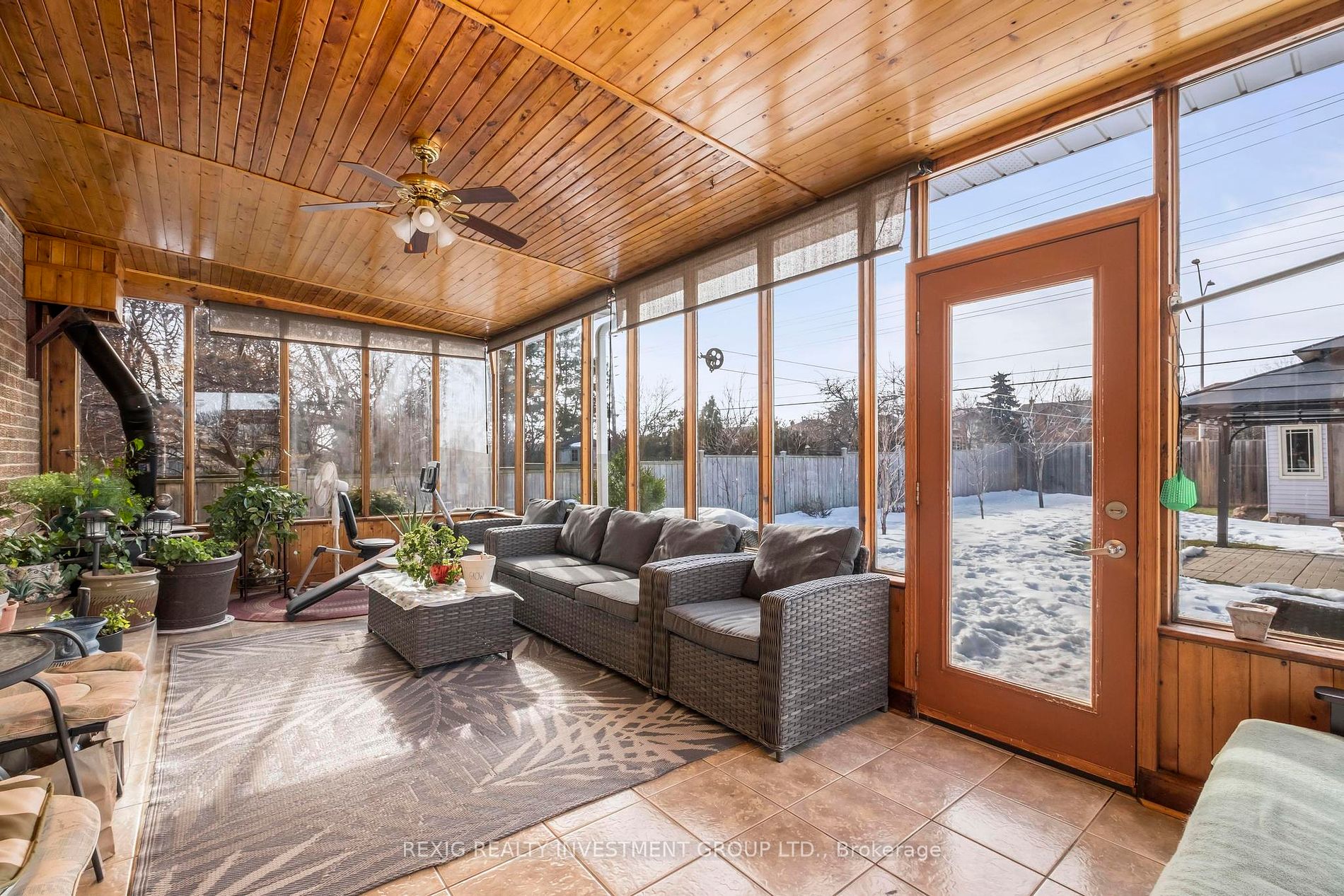 1485 Kenilworth Cres