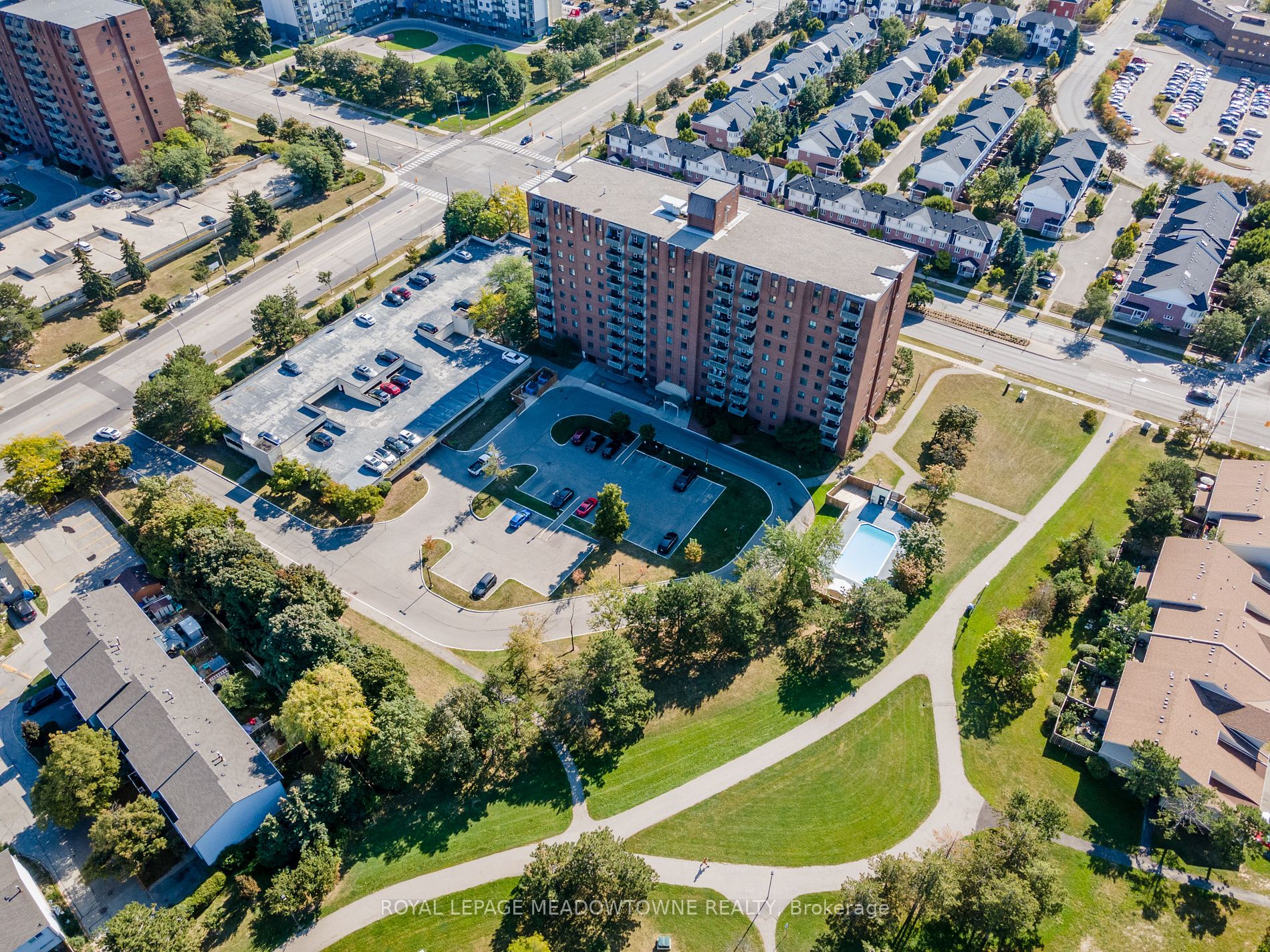 6720 Glen Erin Dr, #610